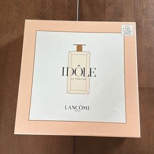 LANCÔME IDÔLE Perfume